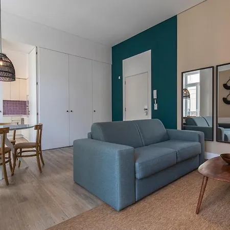 Ando Living - Abrantes 10 House