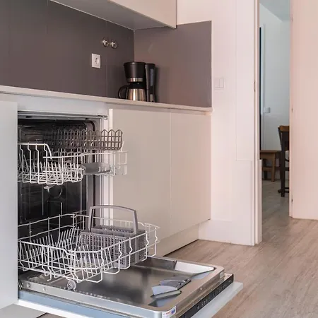 Ando Living - Abrantes 10 House