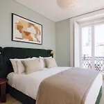Hotel apartamentowy Ando Living - Abrantes 10 House 4*