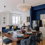 Апарт-отель Ando Living - Abrantes 10 House