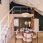 Апарт-отель Ando Living - Abrantes 10 House 4*