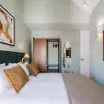 Ando Living - Abrantes 10 House Апарт-отель Лиссабон