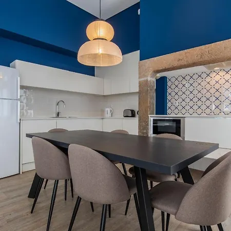 Ando Living - Abrantes 10 House Апартаменти