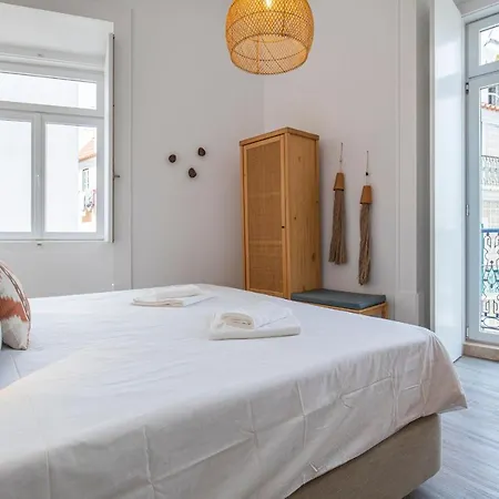 Ando Living - Abrantes 10 House *