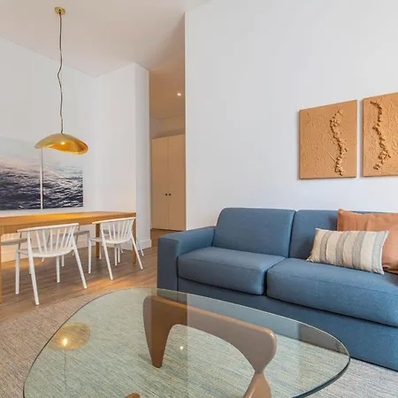 Azulejos Concept By Lovelystay Apartman