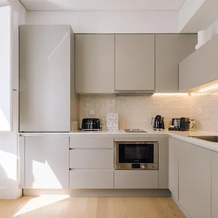 Ando Living - Abrantes 10 House 4* Lisboa