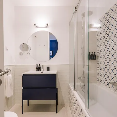 Ando Living - Abrantes 10 House Lejlighedshotel