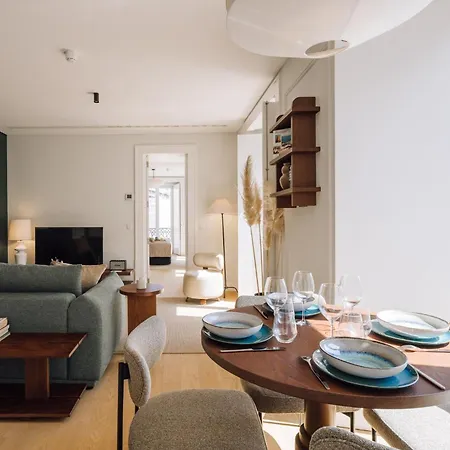 Ando Living - Abrantes 10 House 4* Lisboa
