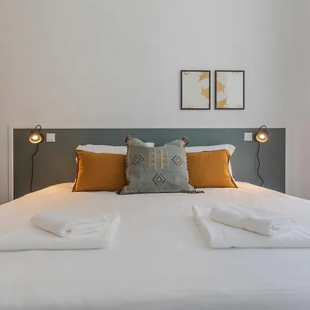 Ando Living - Abrantes 10 House Апартаменты *