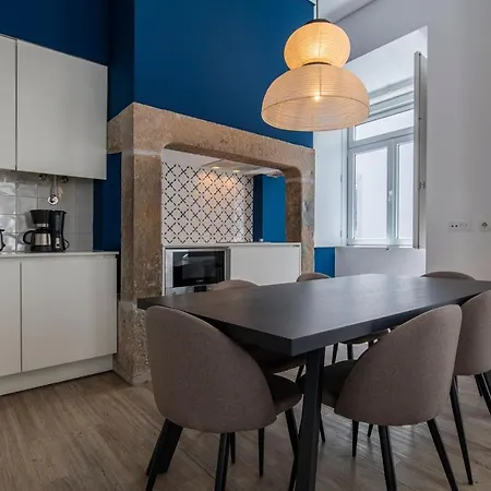 Ando Living - Abrantes 10 House Апартаменты *